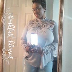 Meet your Posher, Nikkesha